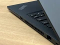 t490i7aaaaaa.jpg